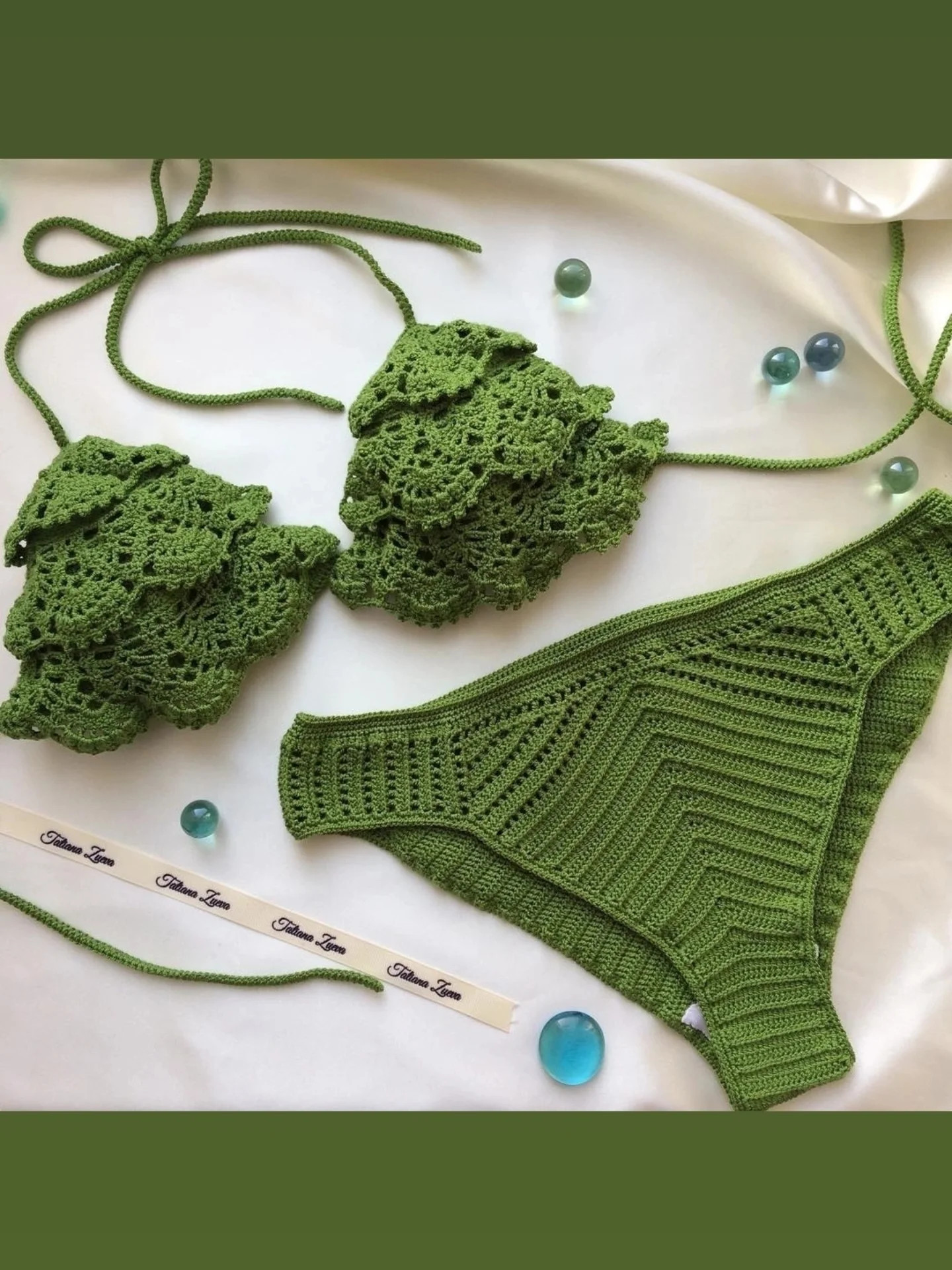 Elegant Crochet Shawl Pattern for Stylish Layering