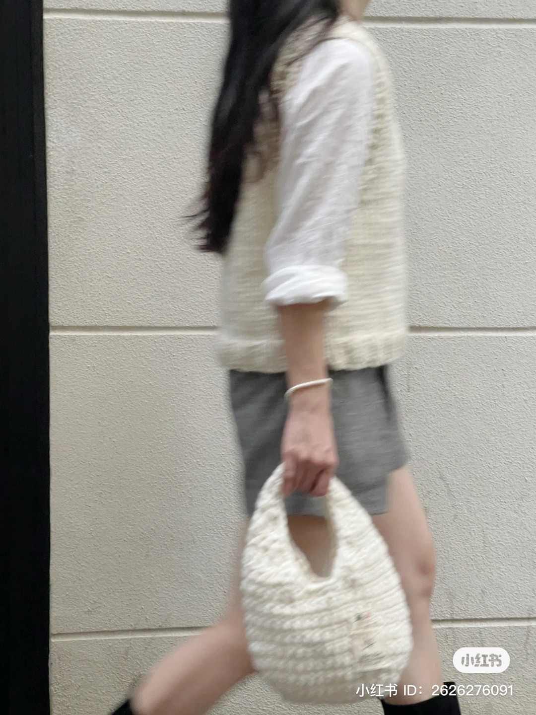 Elegant Handmade Crochet Bag with Simple Design