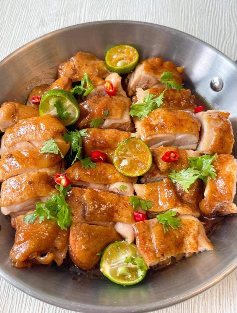 Gà Chiên Giòn Ngâm Tương Đậm Đà Hương Vị