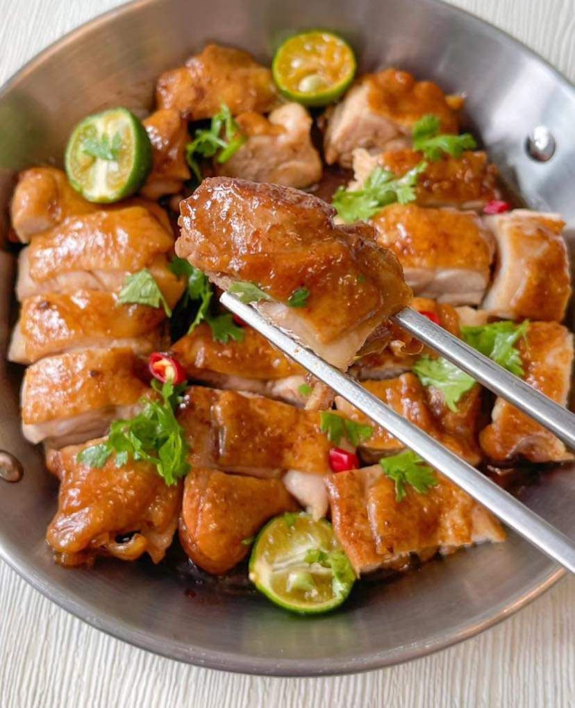 Gà Chiên Giòn Ngâm Tương Đậm Đà Hương Vị