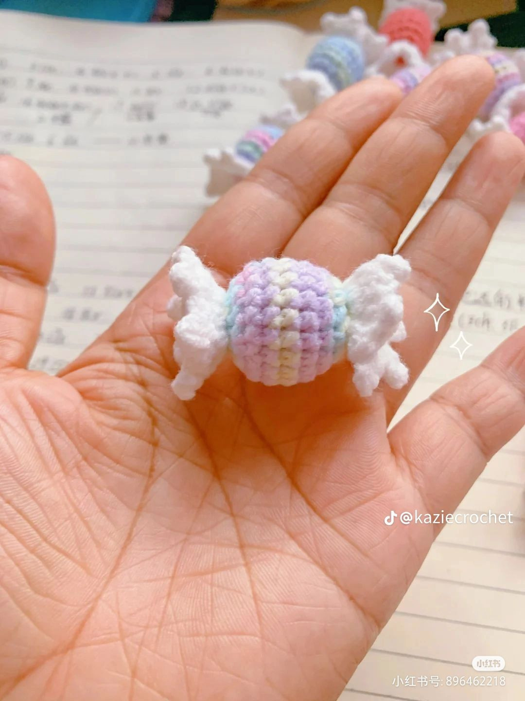 Hướng dẫn móc len kẹo ngọt dễ thương nhiều màu sắc rực rỡ