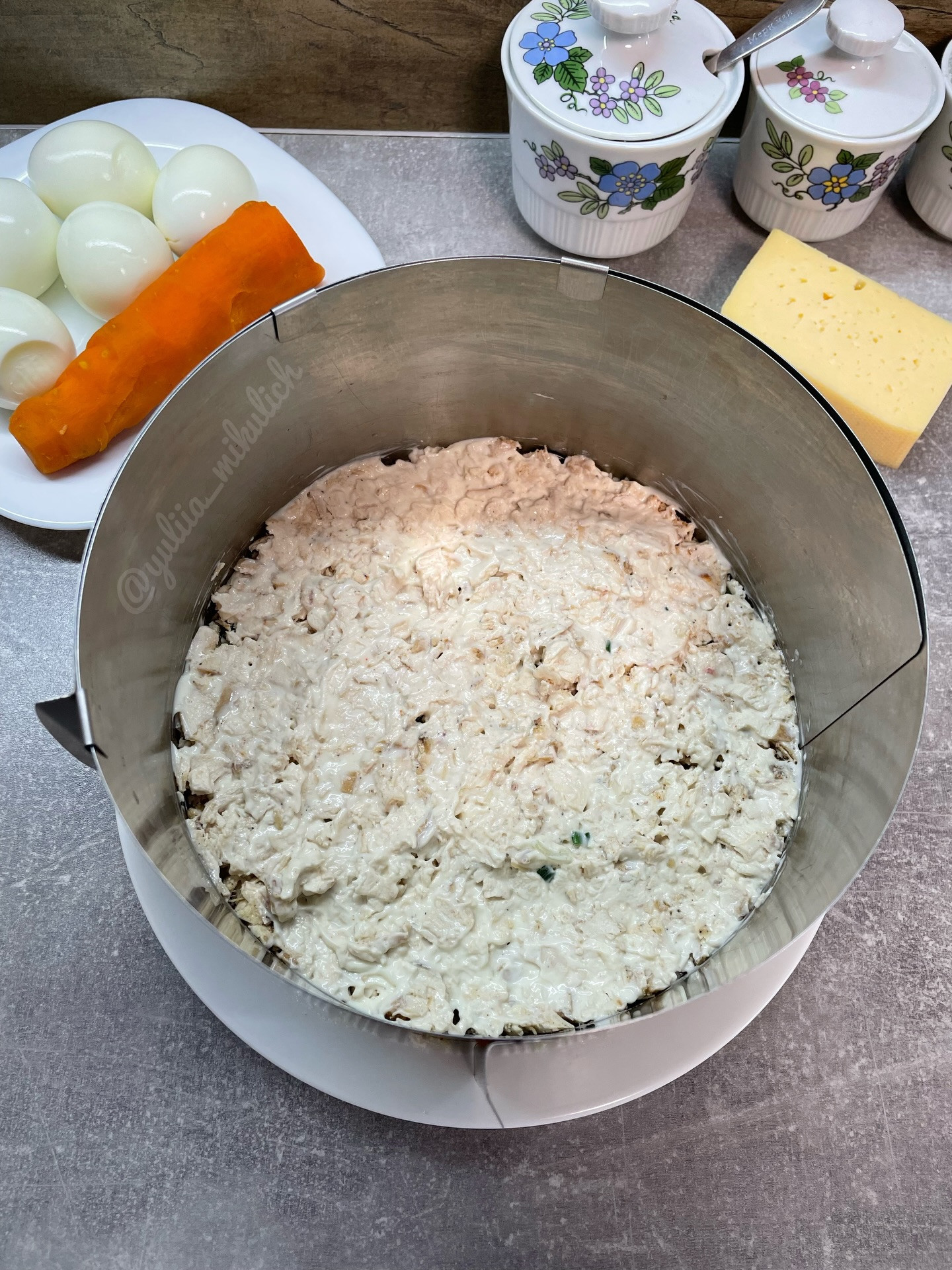 Куряча шуба з сиром та буряком