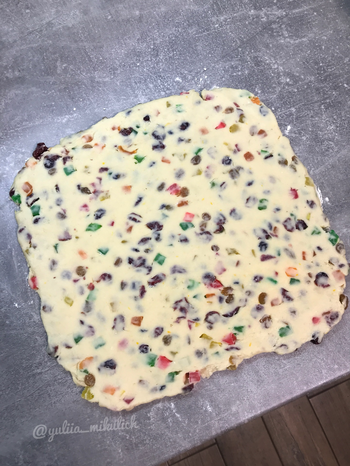 Міні штолени: різдвяна насолода у кожному шматочку