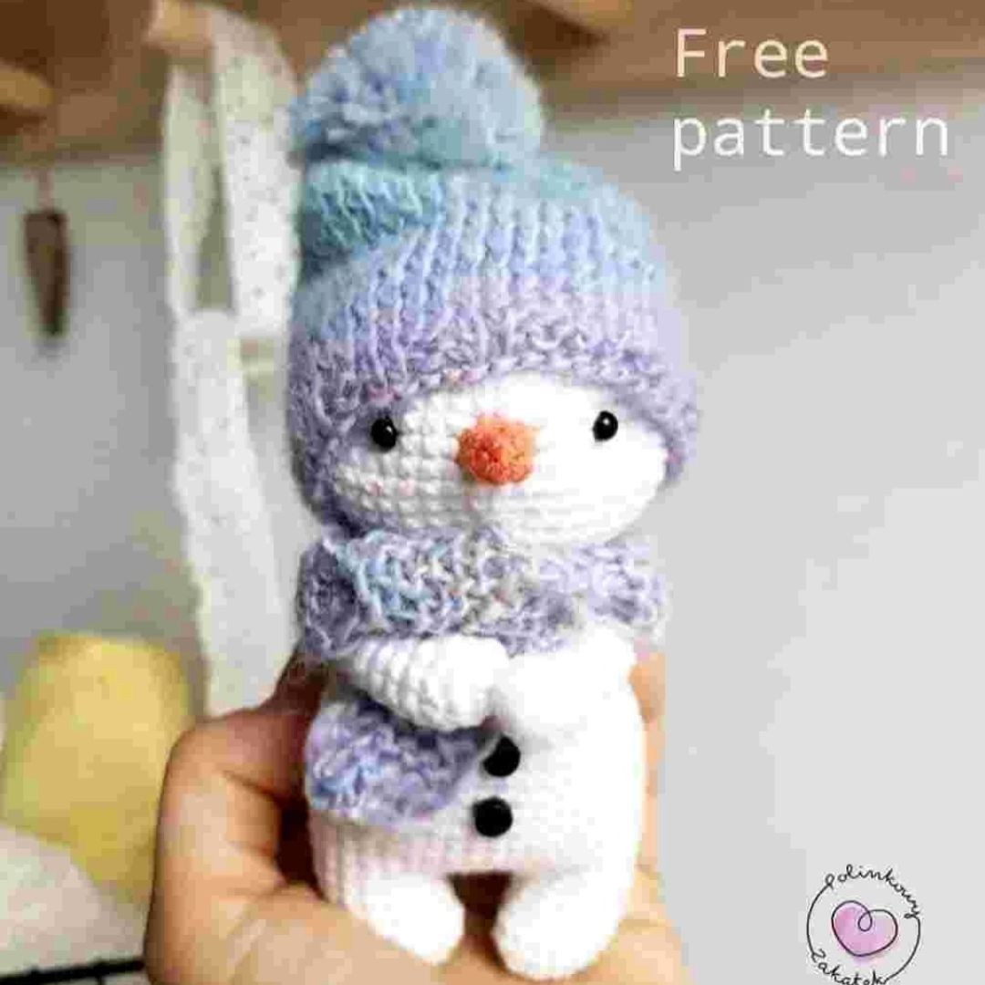 Patrón gratuito para tejer un muñeco de nieve adorable