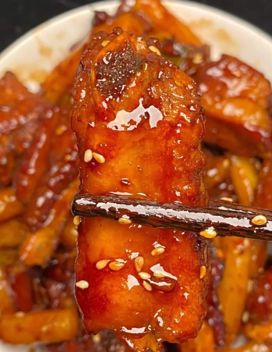 Sườn Xào Bánh Gạo Sốt Cay Ngọt Thơm Ngon