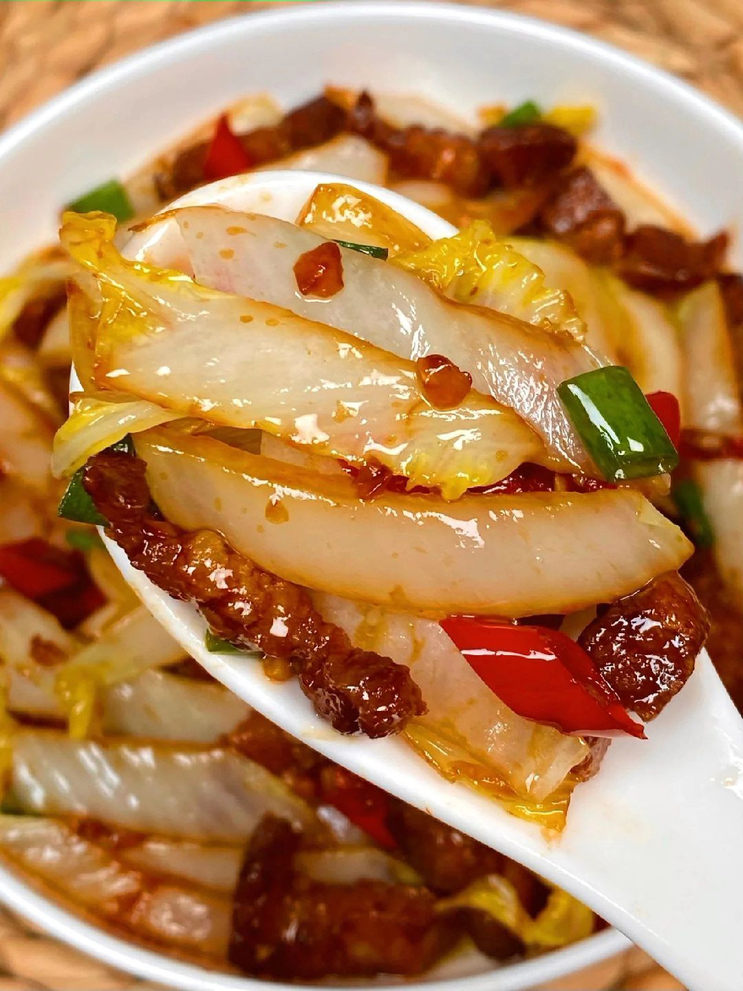 Thịt Ba Chỉ Xào Cải Thảo Đậm Đà