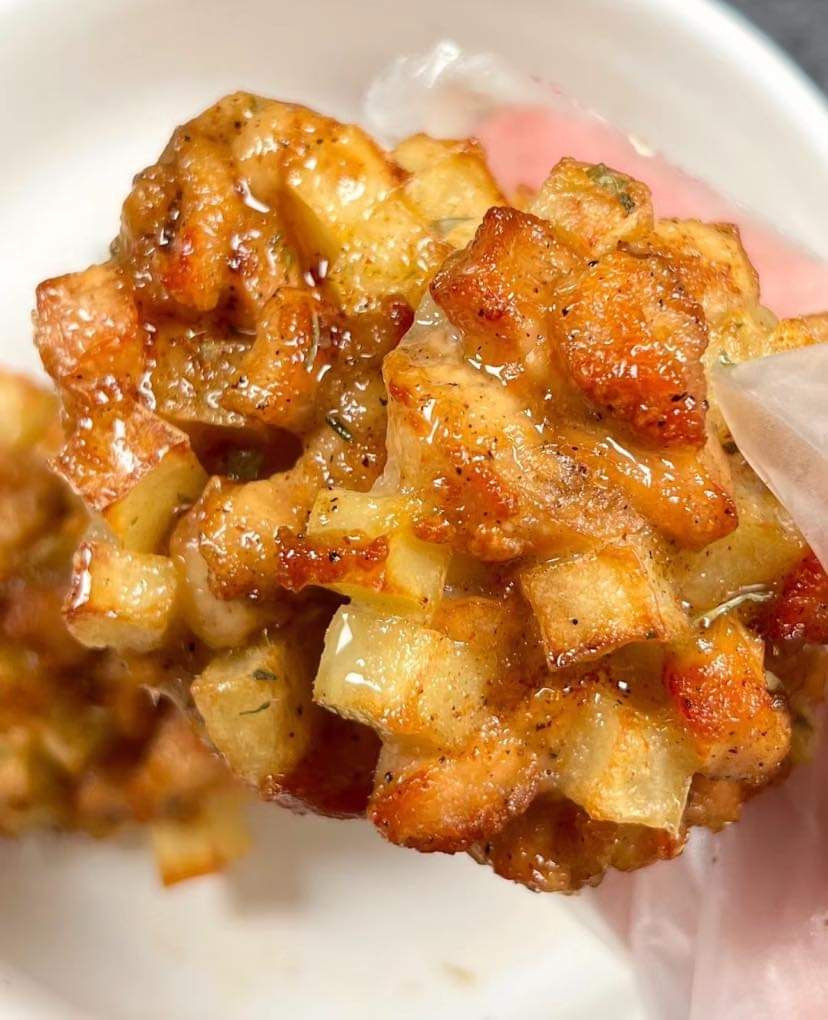 Ức gà phủ khoai tây giòn, hương vị mê say