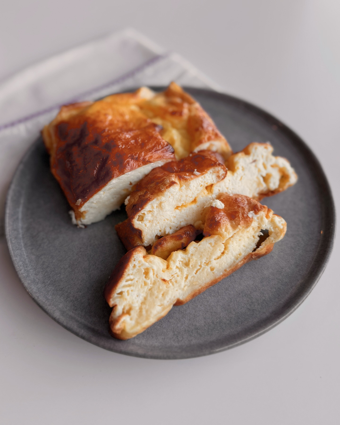 Vanilla Protein Cloud Cake: Light, Fluffy, and Guilt-Free