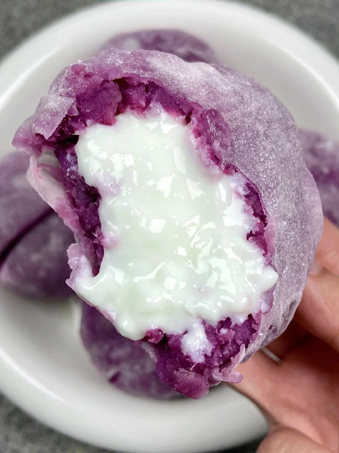 Viên Khoai Lang Tím Nhân Sữa Chua Ngọt Ngào