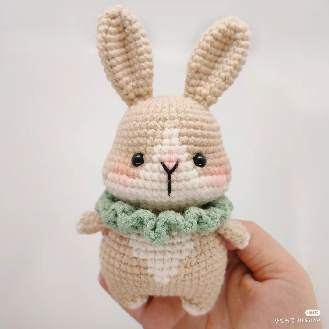 Adorable Crochet Bear with Pink Ruffle Collar Pattern