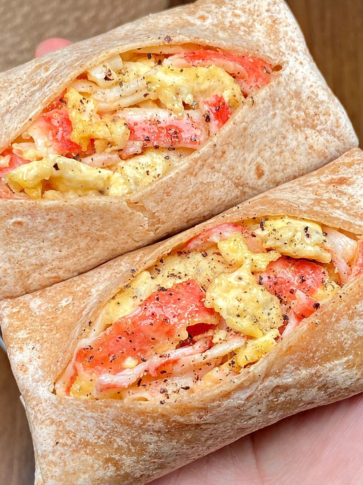 Burrito thanh cua trứng đơn giản, ngon miệng và nhanh chóng