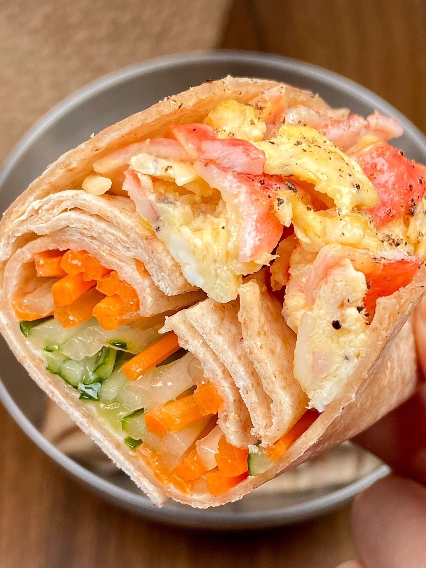 Burrito thanh cua trứng đơn giản, ngon miệng và nhanh chóng