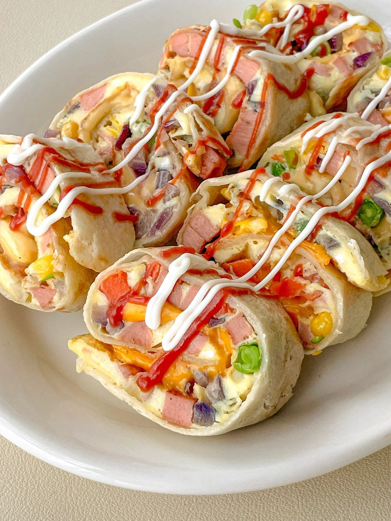 Burrito Trứng Phô Mai Rau Củ - Bữa Sáng Đầy Năng Lượng