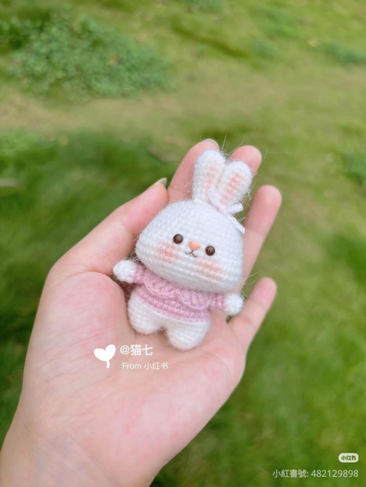 Chart móc len thỏ cảnh sát dễ thương cho người mới bắt đầu