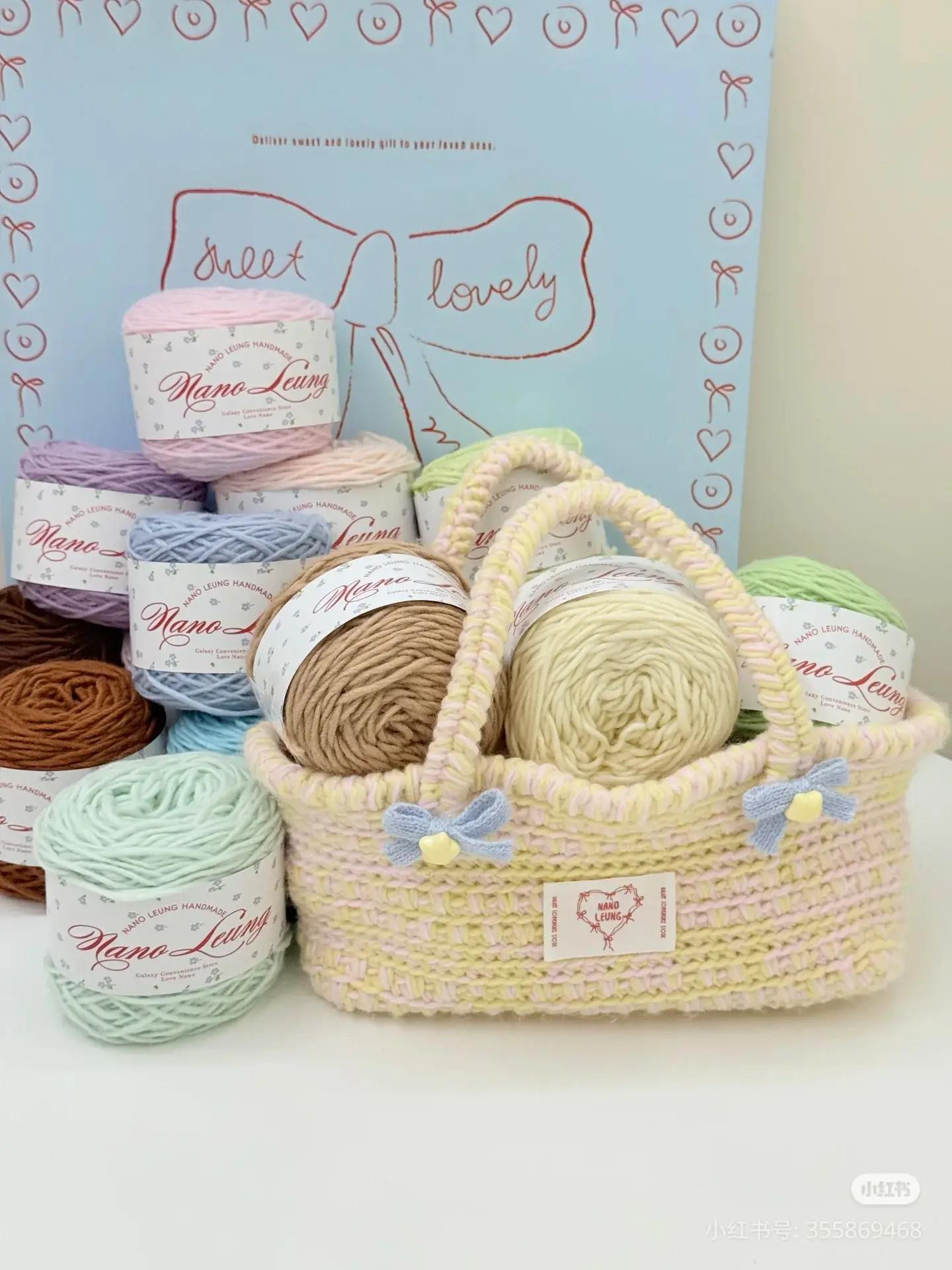 Colorful Yarn and Crochet Bags with Sweet Lovely Chart