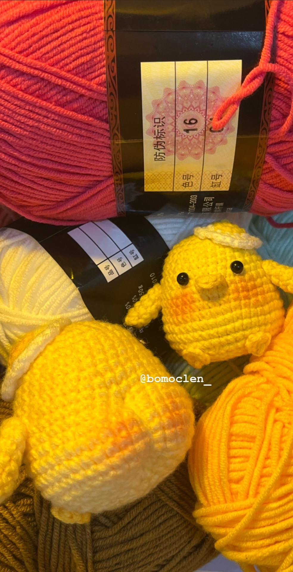 Crochet Pattern: Adorable Yellow Chicks with Yarn