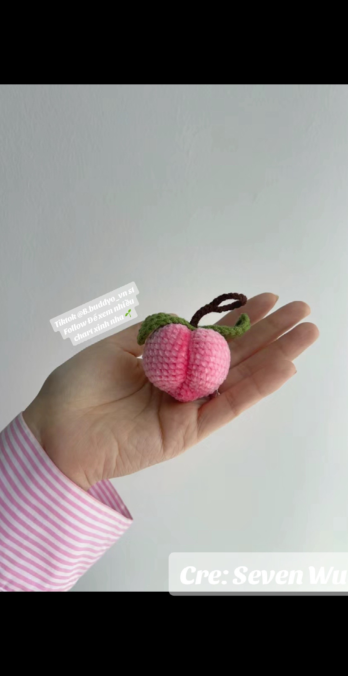 Crochet Pattern: Cute Peach Keychain Tutorial