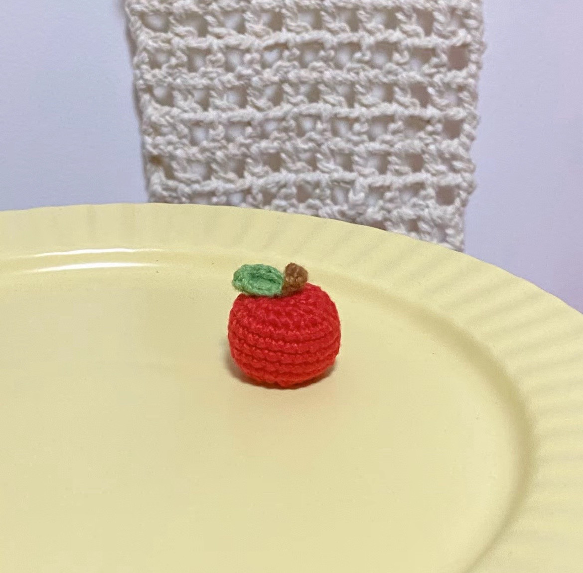 Crochet Pattern for a Cute Mini Apple Decoration