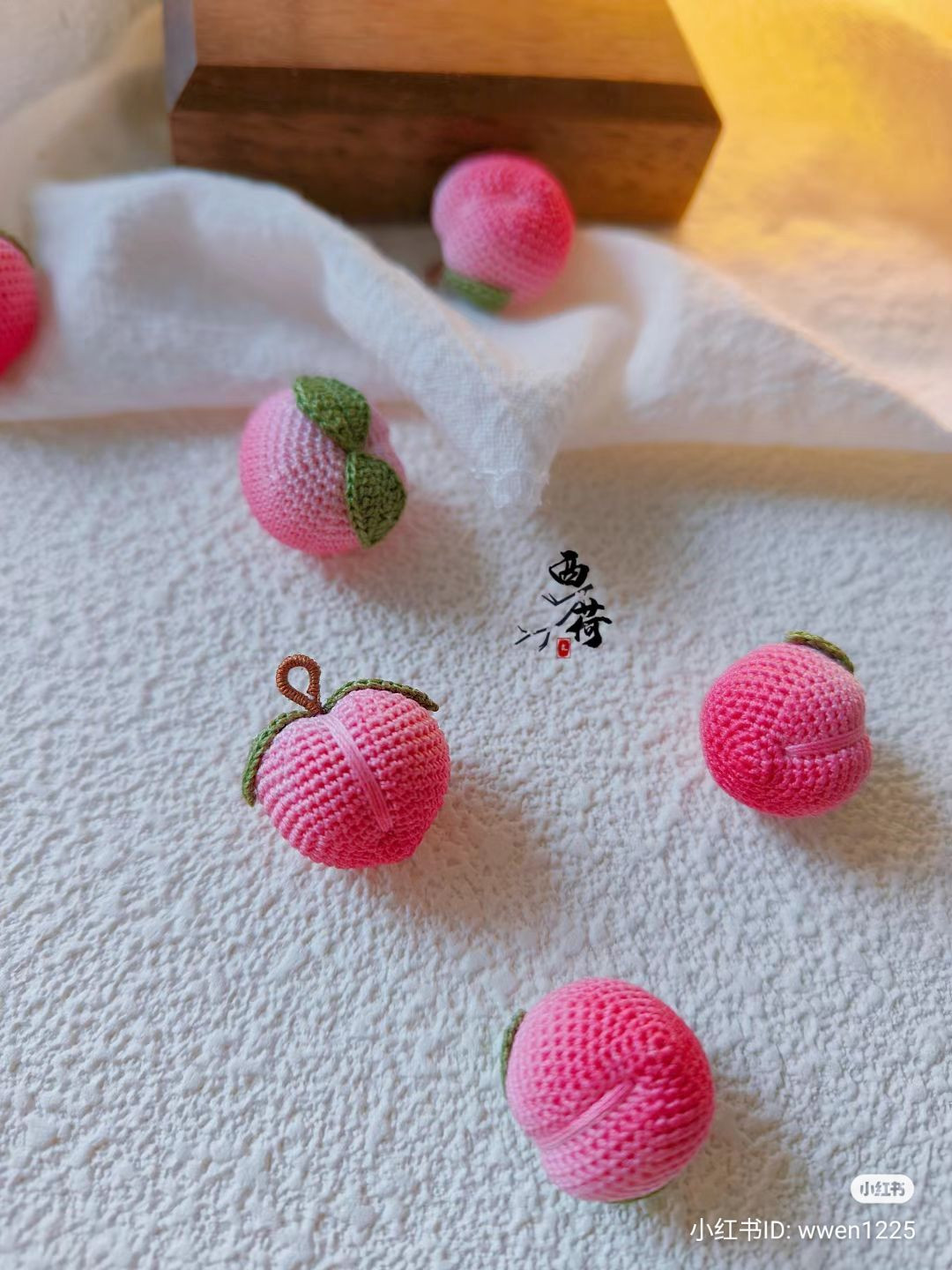 Crochet Pattern for Cute Pink Peaches with Leaves