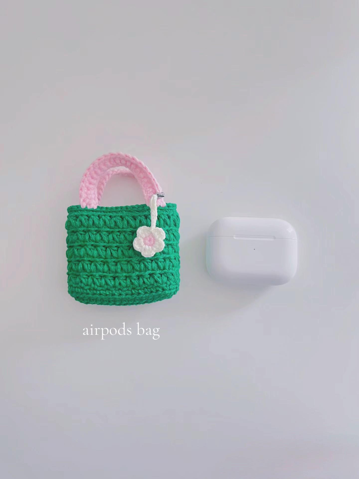 Crochet Pattern for Small Flower Earphone Pouch with Diagram