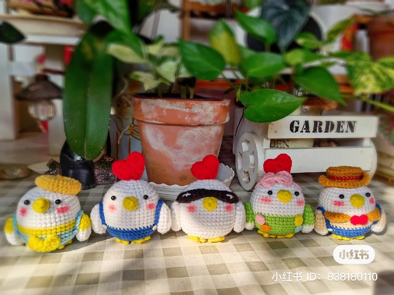 Cute Crochet Chicken Patterns for a Fun Afternoon Craft Project