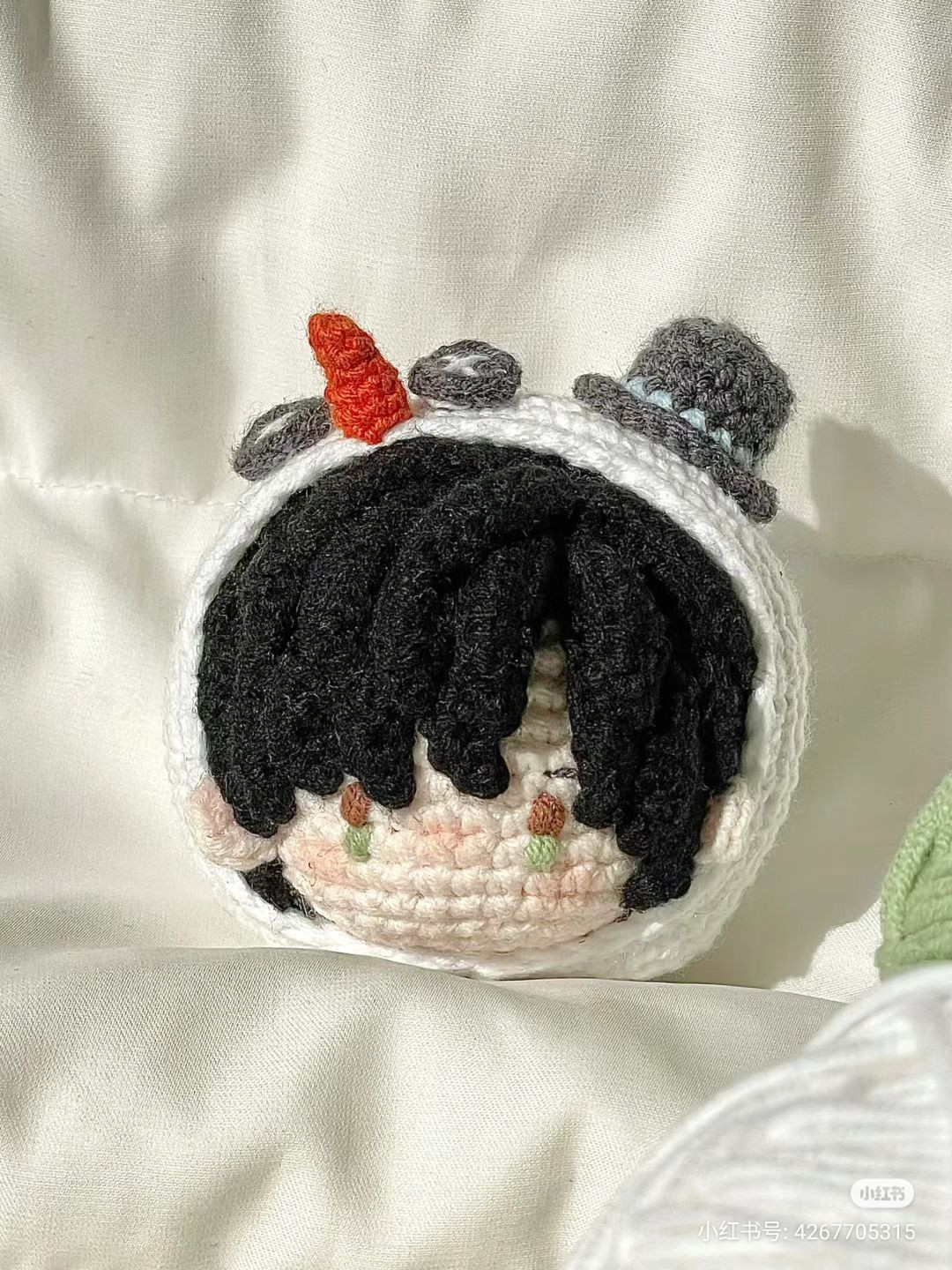 Cute Crochet Doll with Snowman Hat Pattern