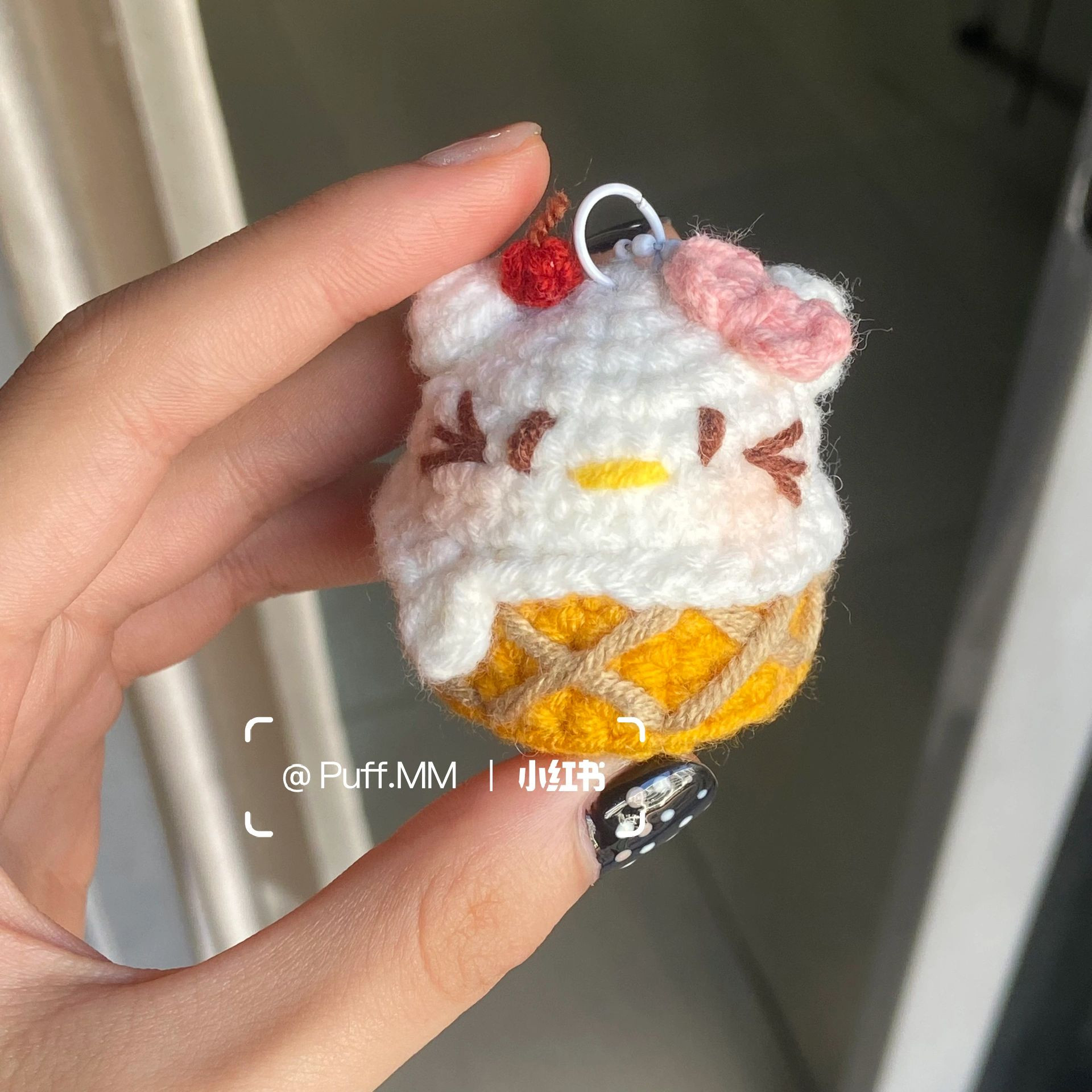 Cute Crochet Ice Cream Keychain Pattern with Cat Design