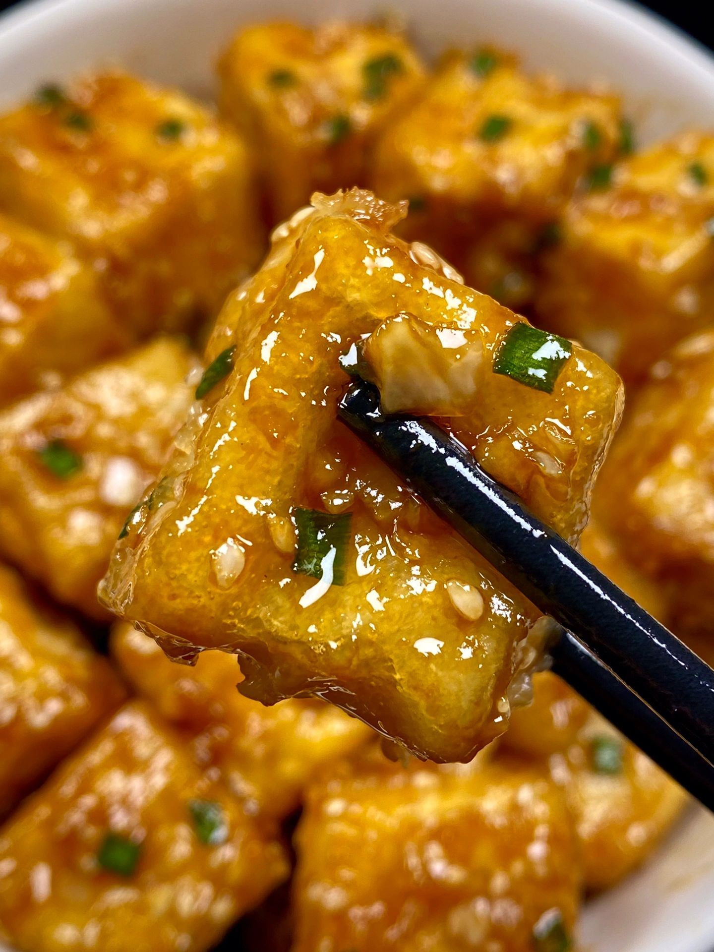 Đậu Hũ Chiên Sốt Đậm Đà Thơm Ngon, Gây Nghiện Mỗi Bữa Cơm