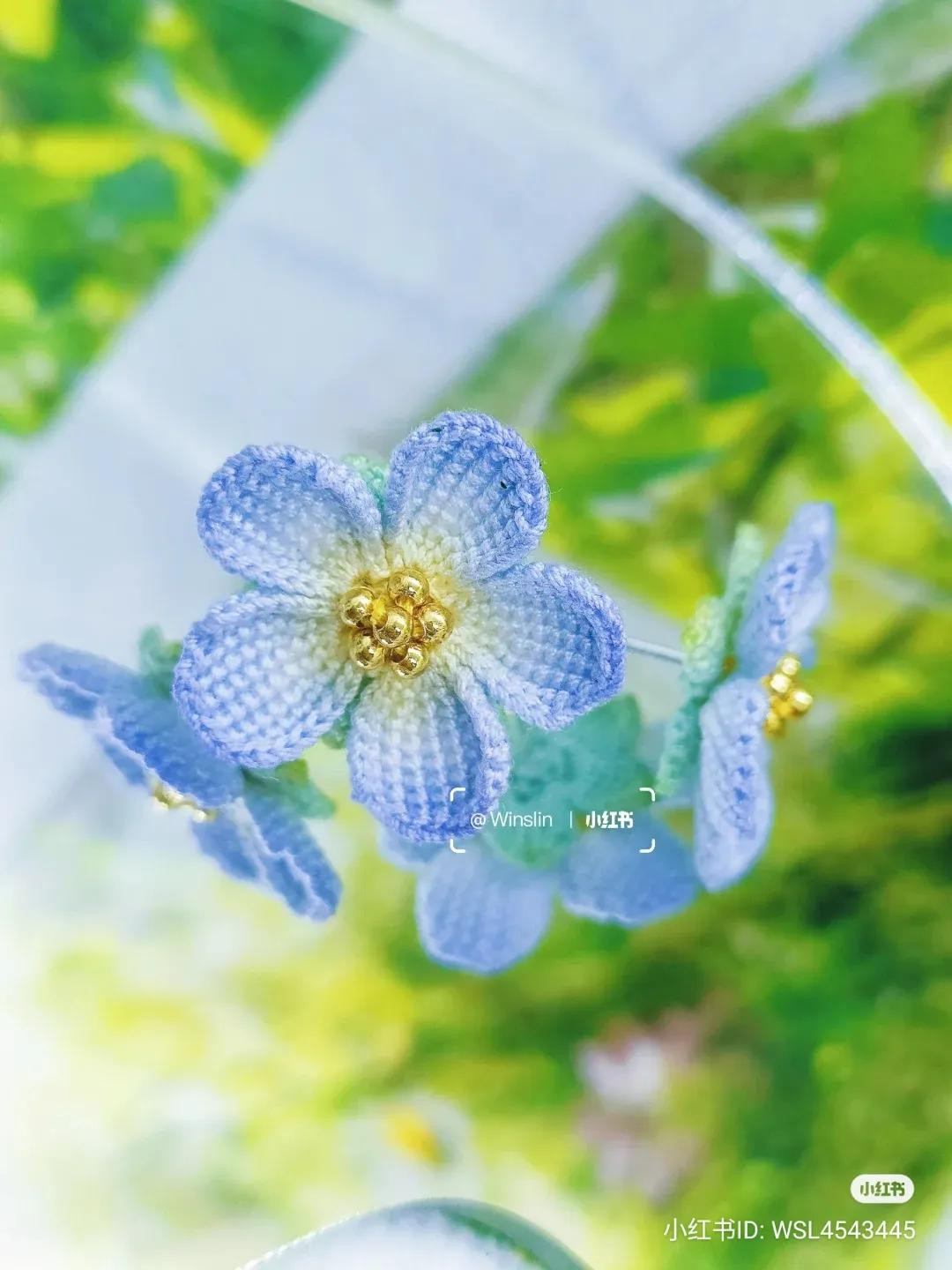 Delicate Crochet Flower Pattern with Blue and Yellow Petals