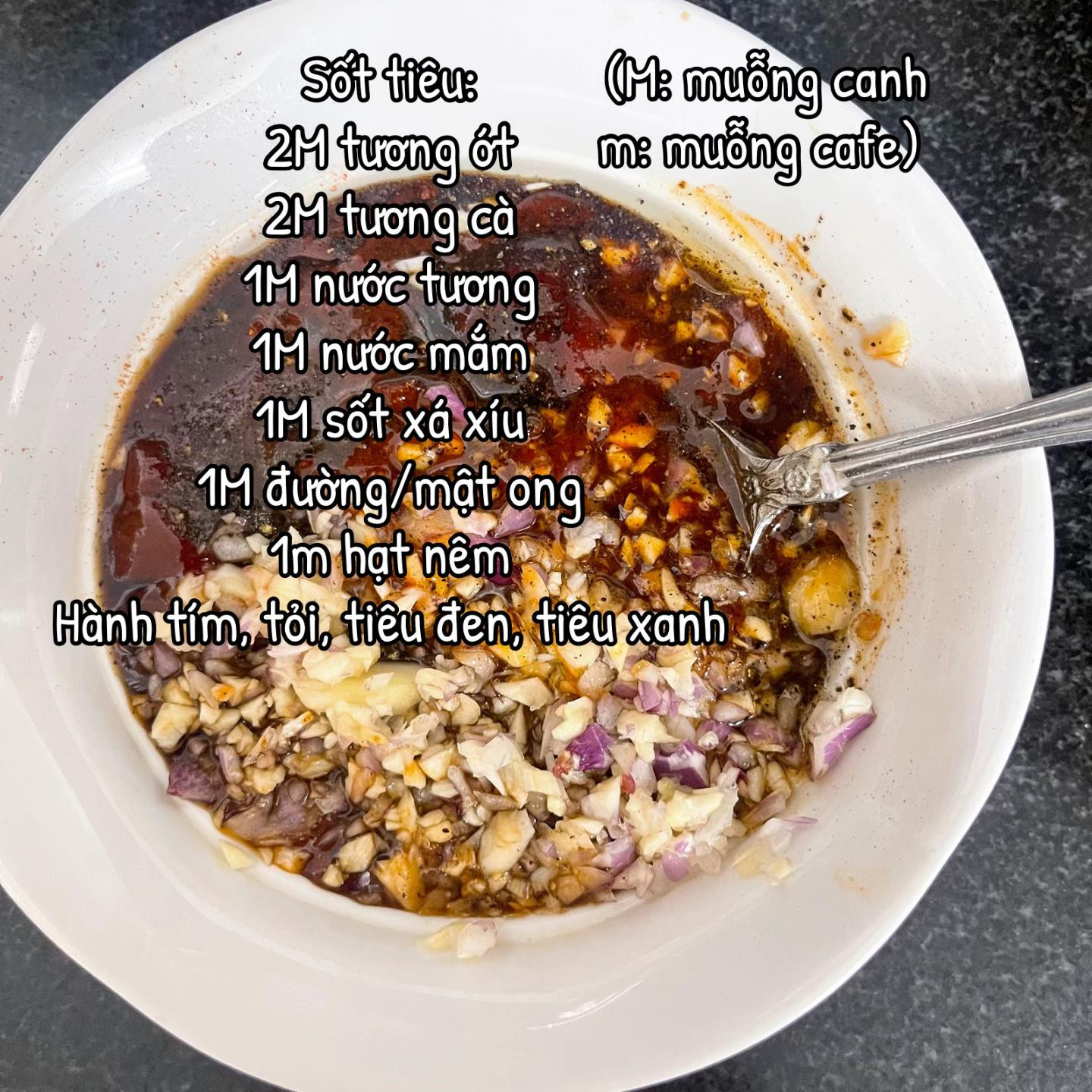 ĐÙI GÀ QUAY TIÊU