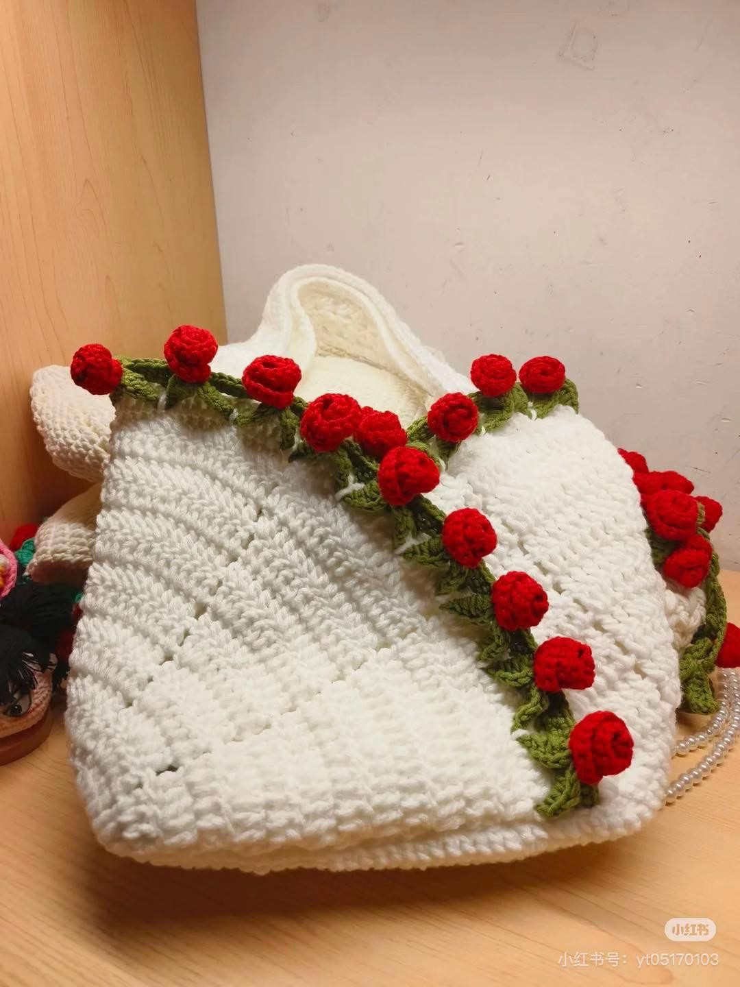 Elegant Floral Crochet Bags for Stylish Everyday Use