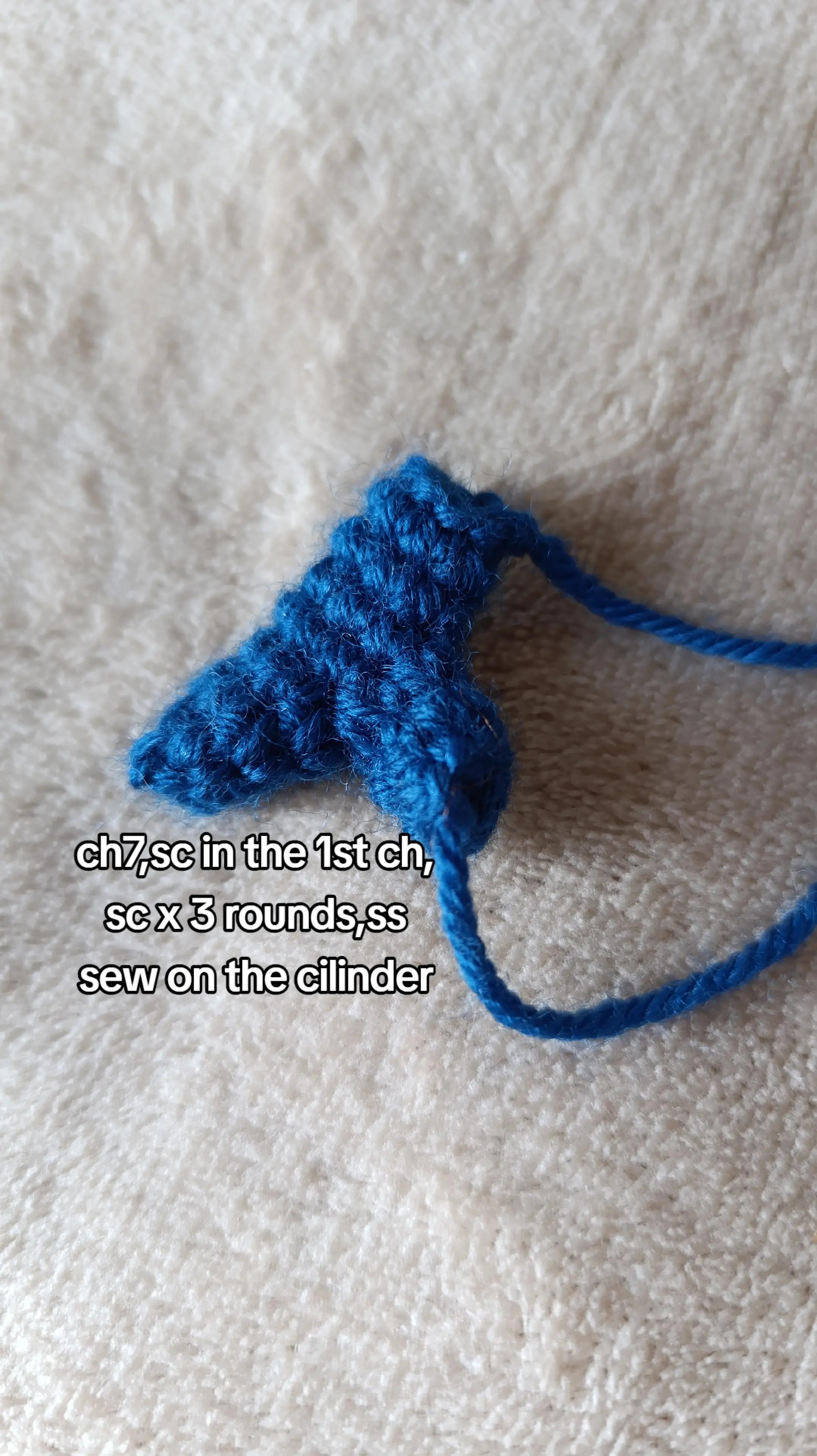 Free Crochet Pattern: Anatomical Heart Design