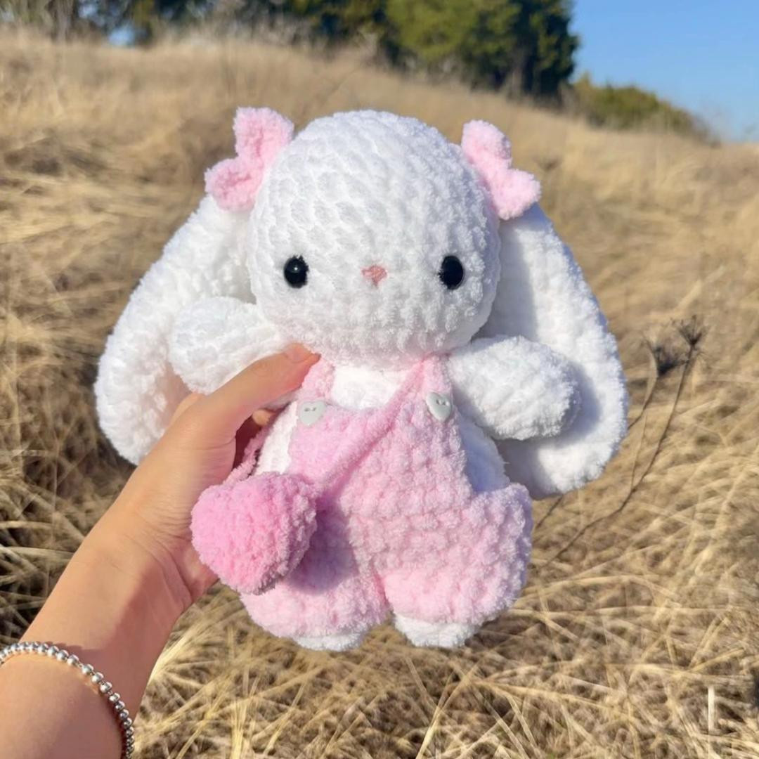Free Crochet Pattern for a Cute Bunny