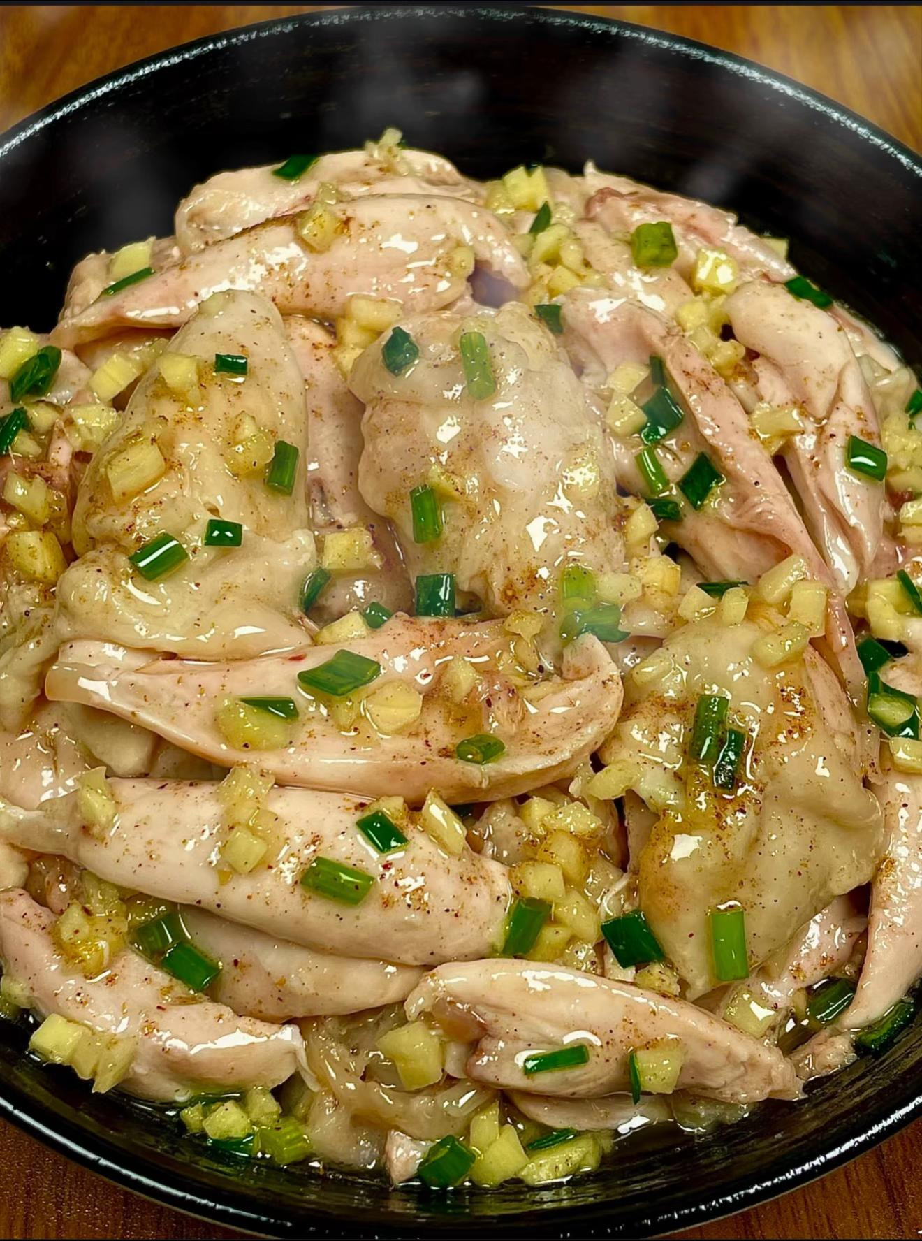 Gà Hấp Tỏi Gừng Ngọt Dịu Thơm Mềm