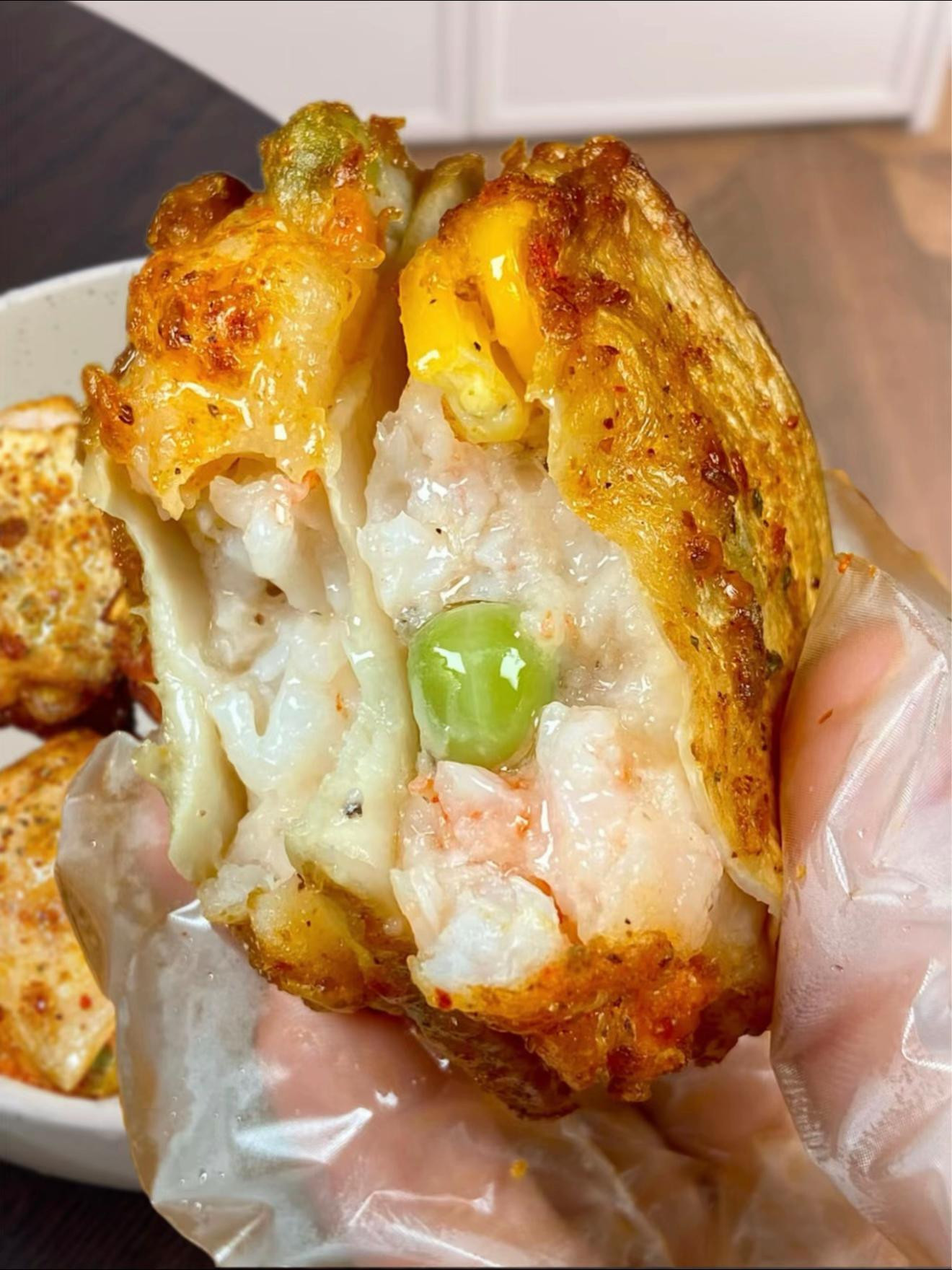 Gà Kẹp Chả Tôm Nướng: Thơm Ngon, Bổ Dưỡng, Dễ Chế Biến