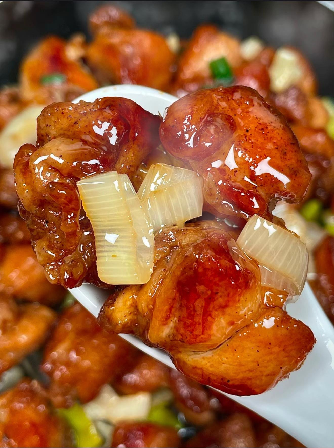 Gà Rán Sốt Dầu Hào Hành Lá Thơm Ngon