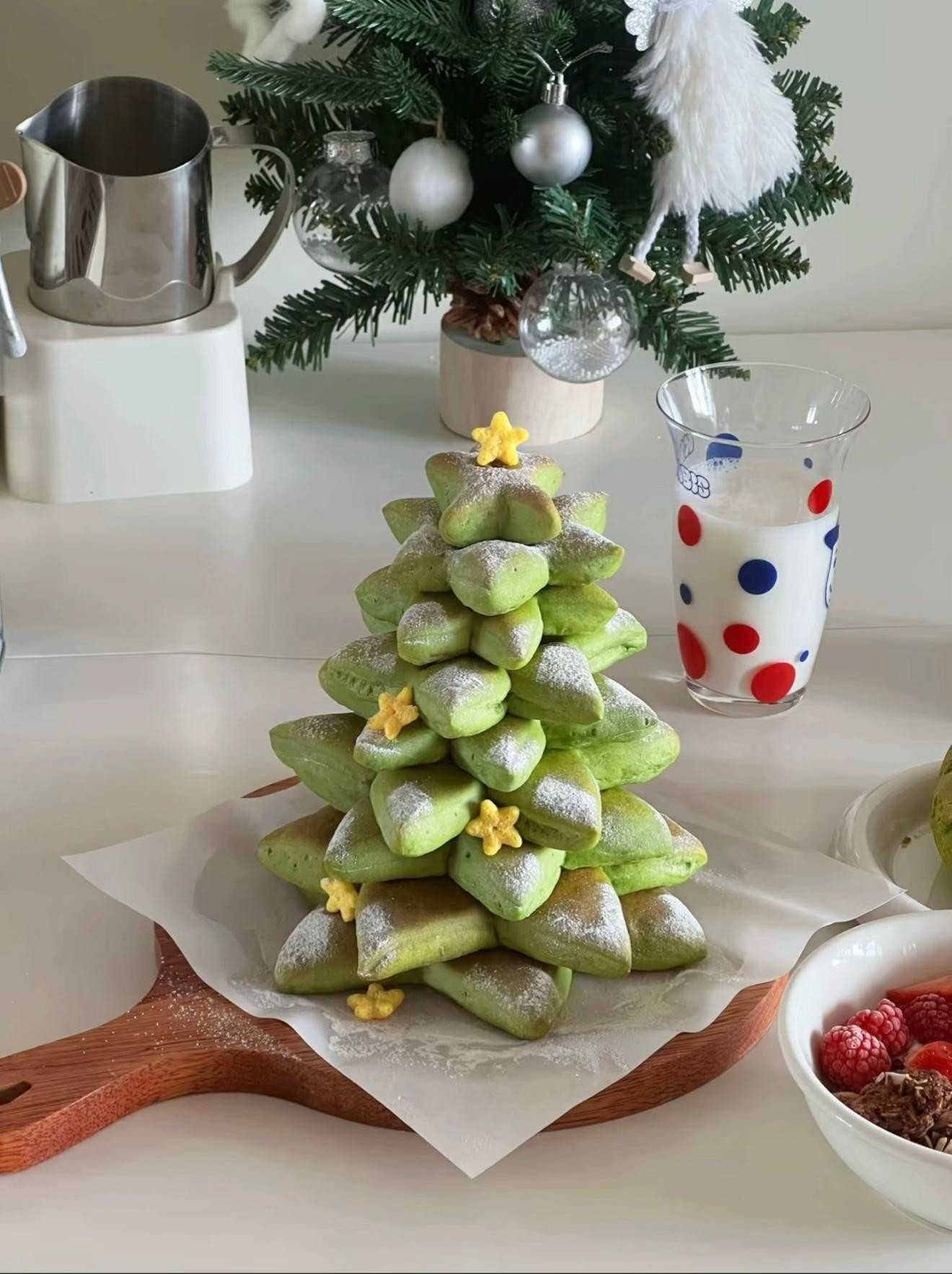 Green Christmas Tree Cake - Festive & Healthy Delight