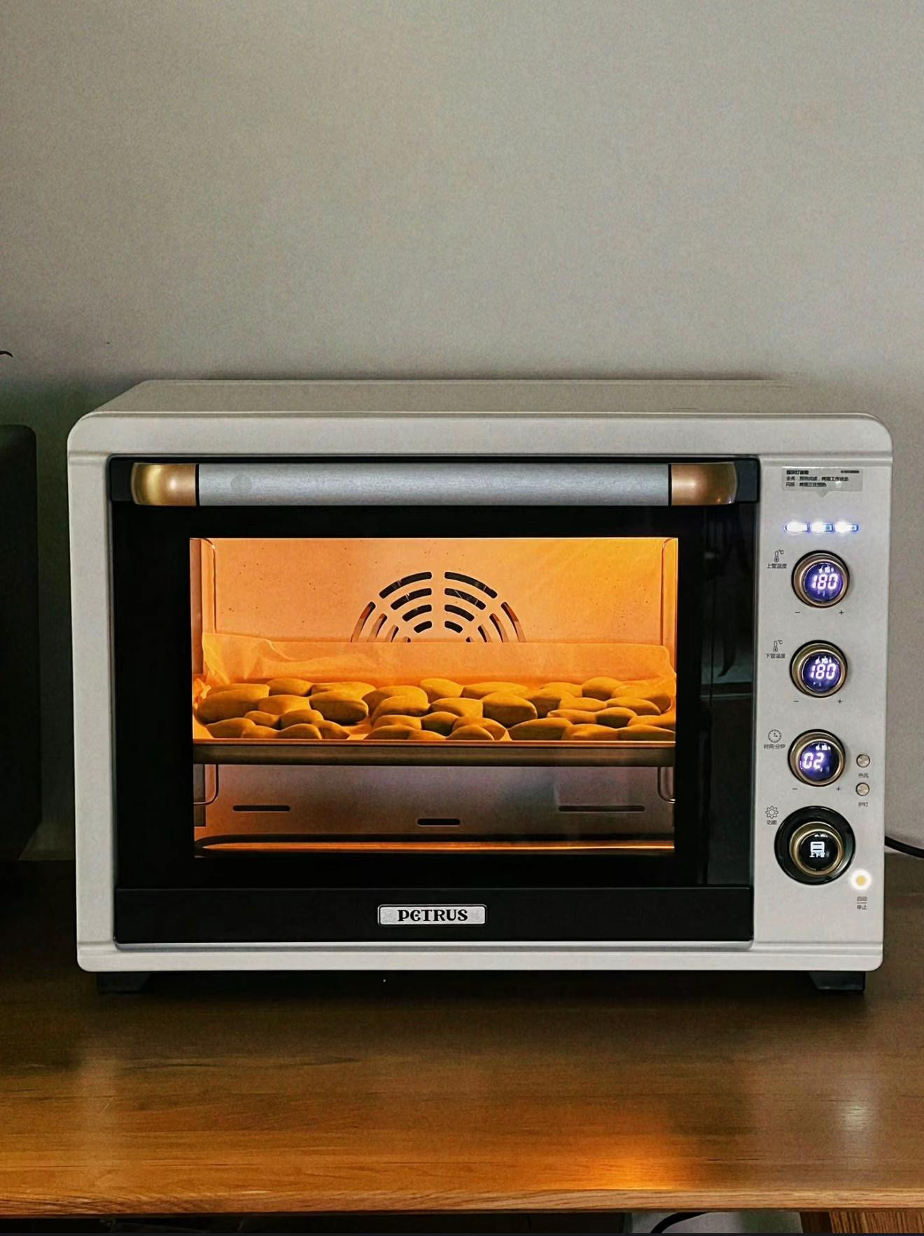 Green Christmas Tree Cake - Festive & Healthy Delight