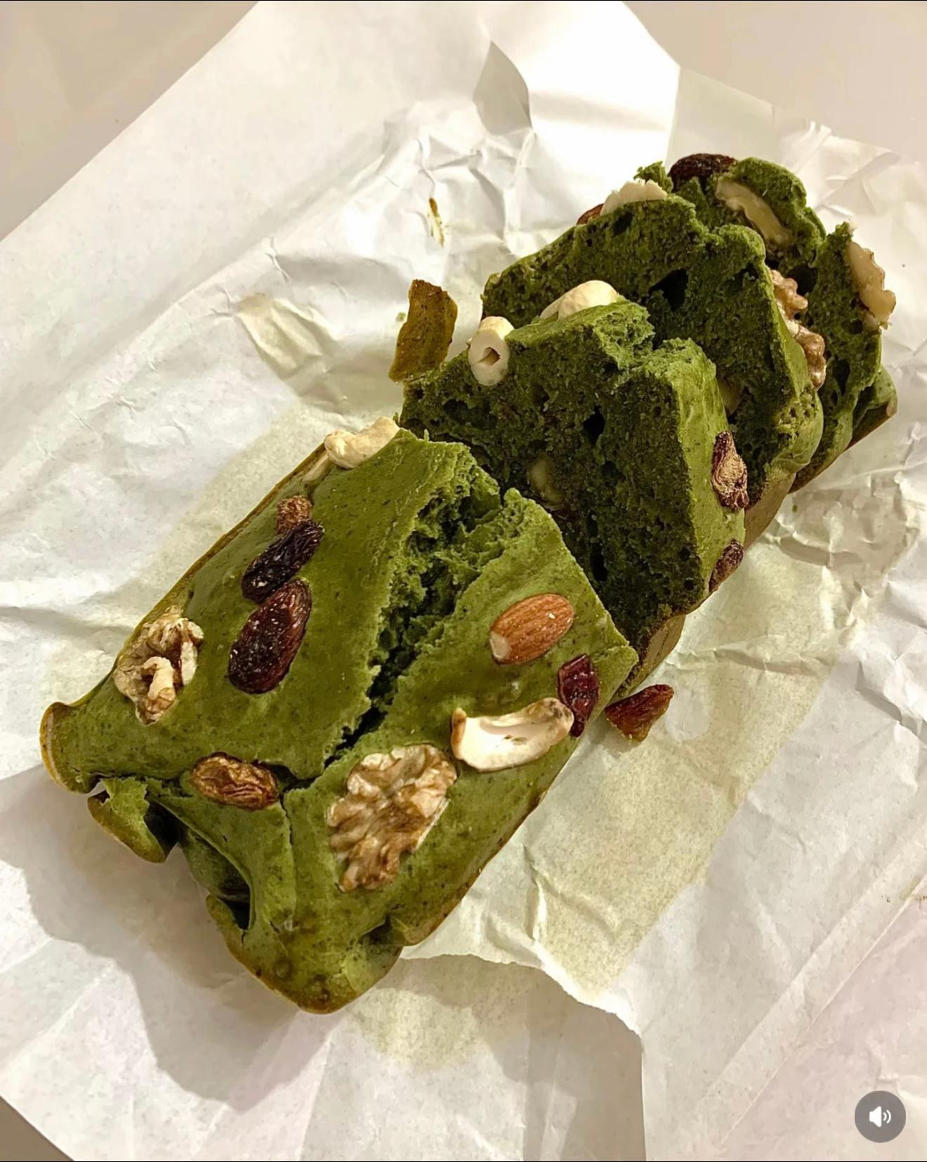 Green Matcha Bread: Nutritious, Oil-Free, and Sugar-Free Delight
