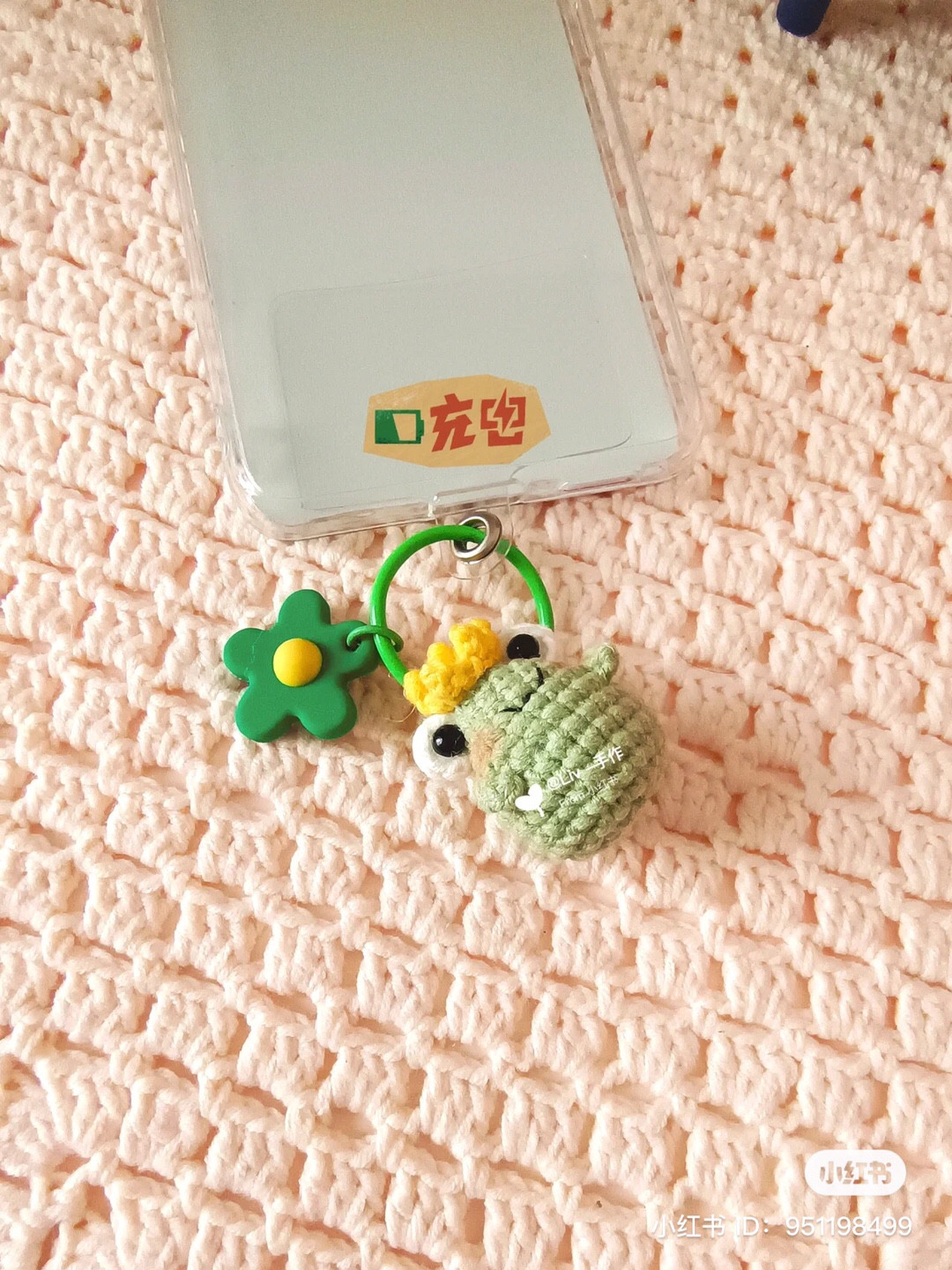 Hướng dẫn móc len: Tạo hình chú ếch nhỏ xinh xắn.