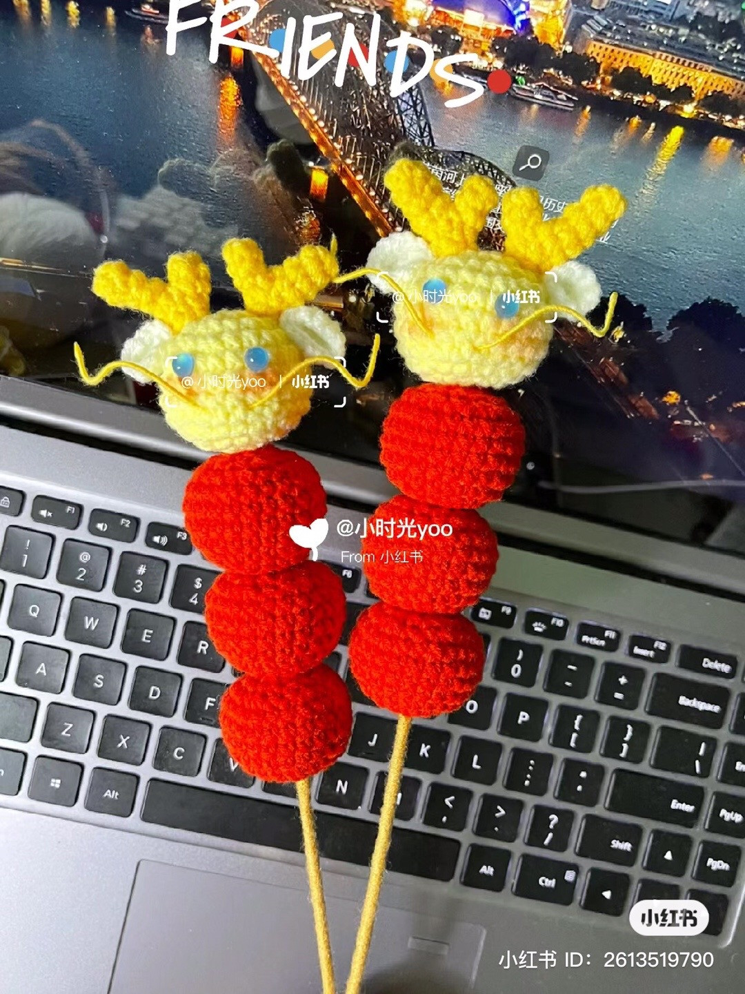 Hướng dẫn móc len tạo hình thú cưng dễ thương trên bàn phím laptop