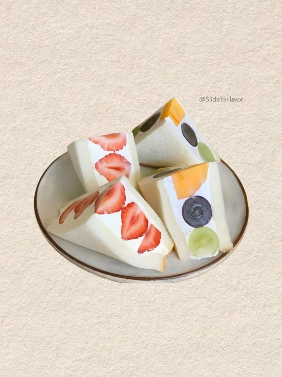 Japanese Fruit Sando (フルーツサンド) Recipe 🍞🇯🇵