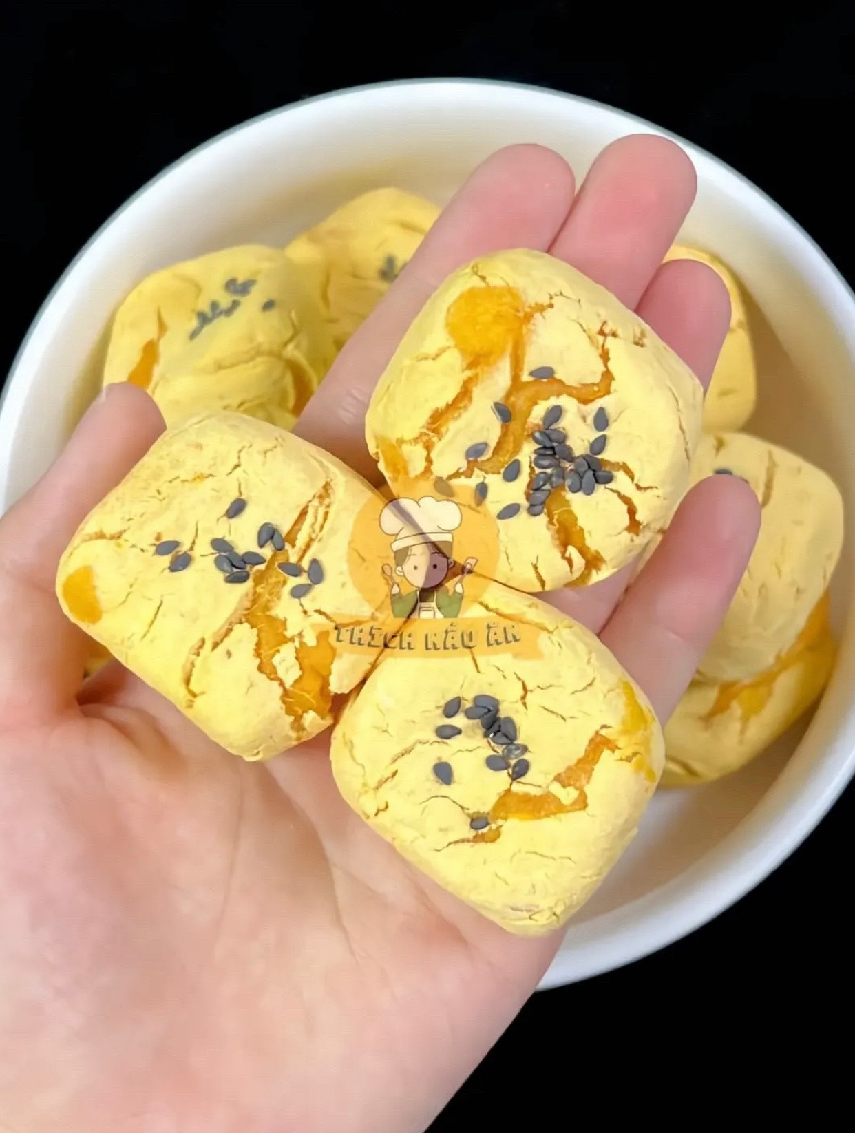 Khoai Lang Nướng Giòn Vị Mè Đen