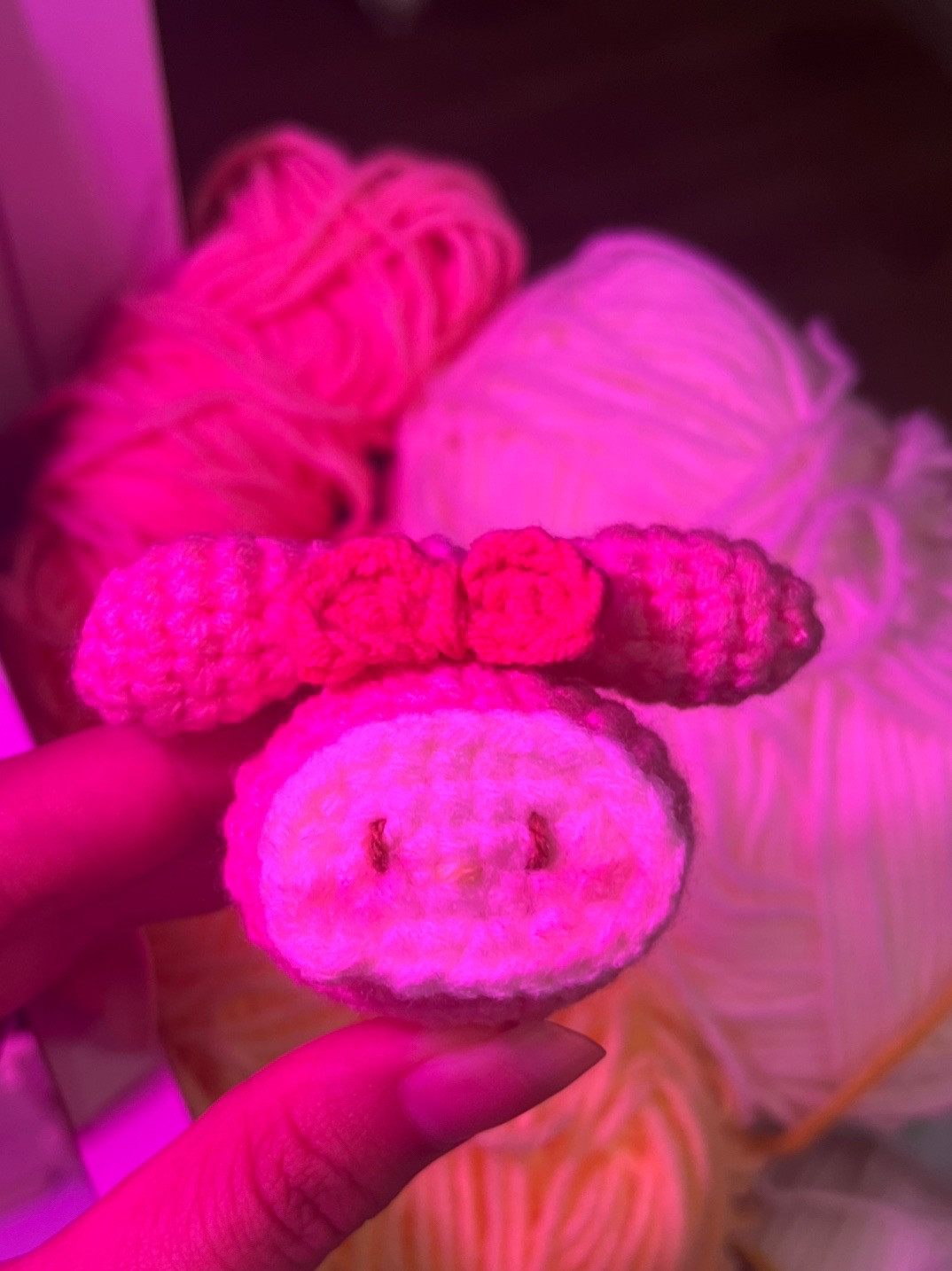 Móc len hình chú thỏ dễ thương với màu sắc pastel