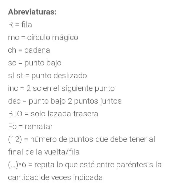 Muñeco de nieve de crochet con girasol decorativo