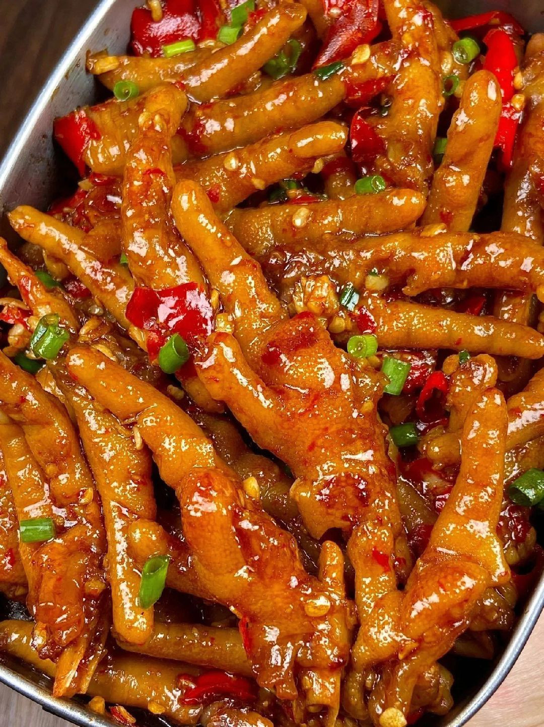 Taviu kakae i wetem jinjia mo pepa blong chili