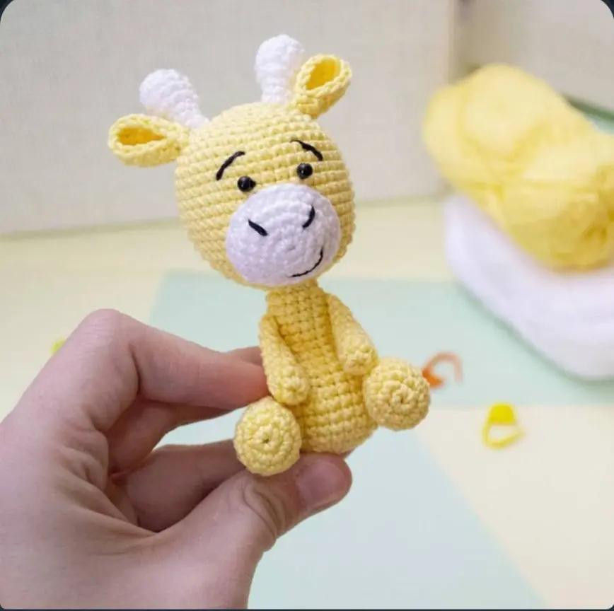 Вязаный жираф: схема для начинающих мастеров амигуруми