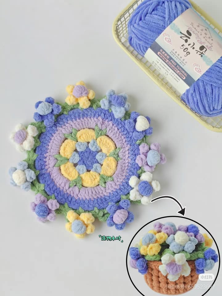 Mẫu móc len giỏ và thảm hoa màu pastel