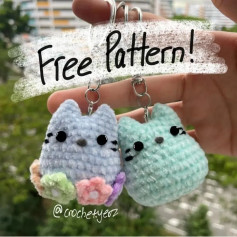 Cat keychain crochet pattern