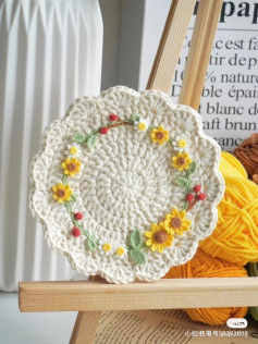 Floral disc crochet pattern